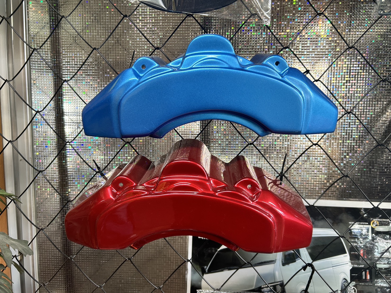 キャリパーカバー